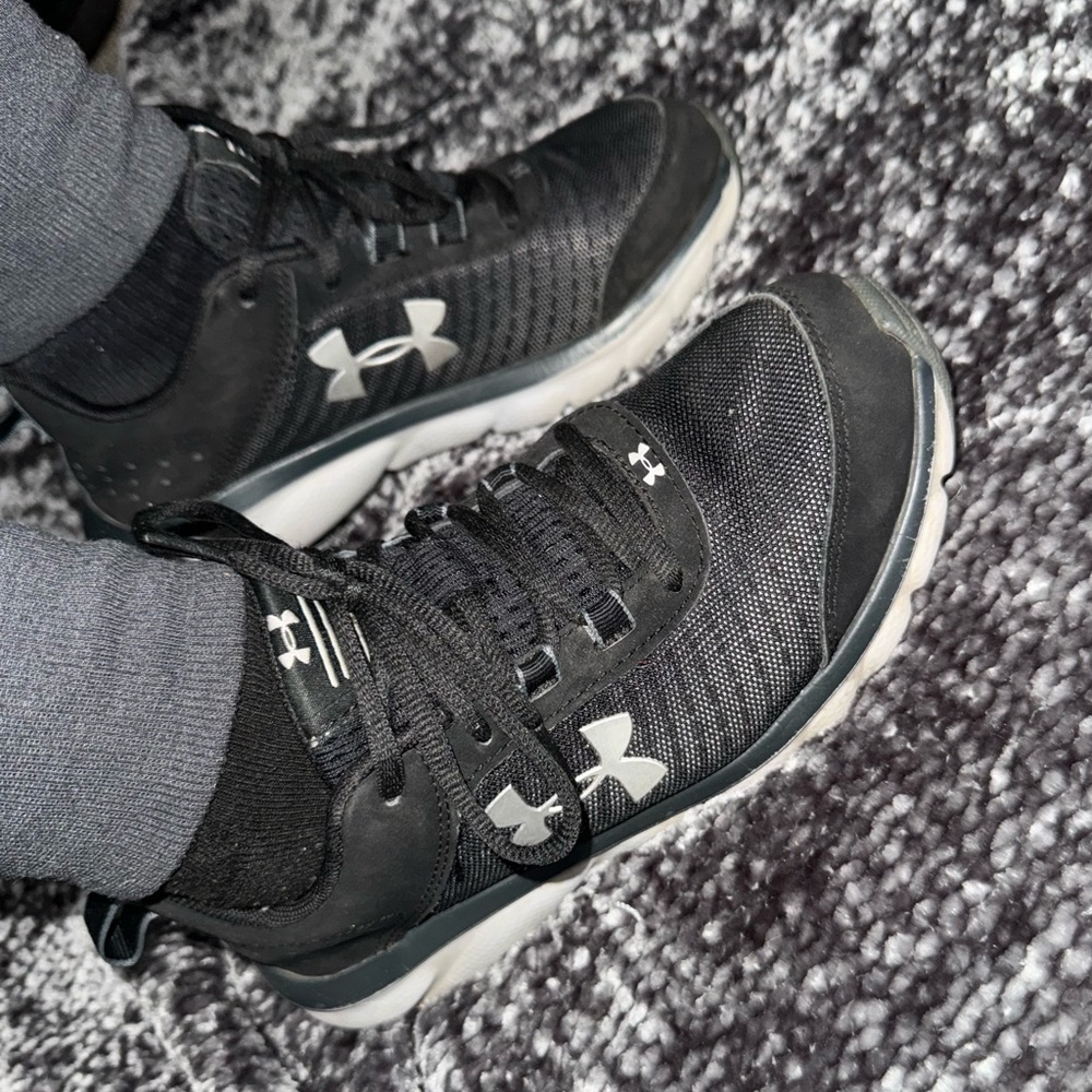 Under Armour Tennis Shoes